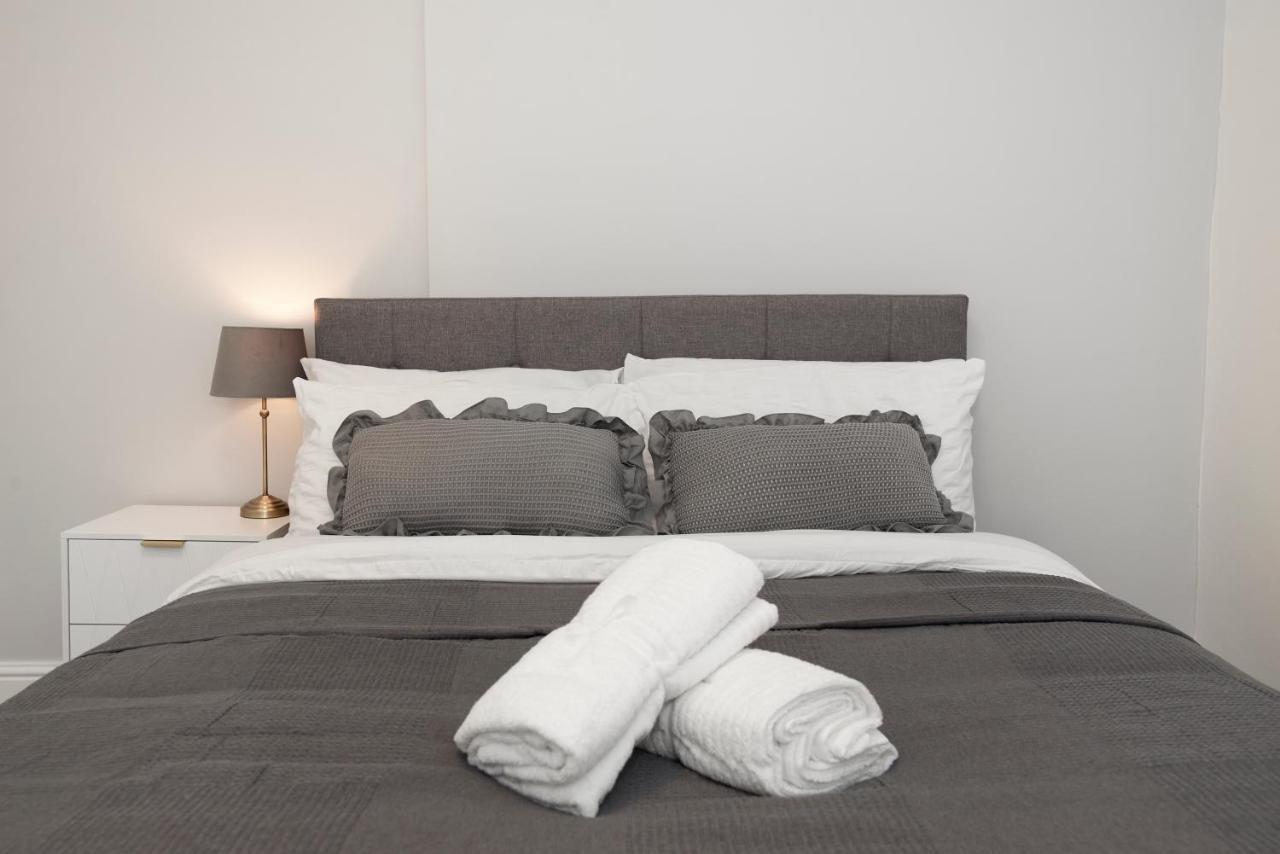 Excellent, Three Bedroom North London Apartment With Free Parking Eksteriør billede