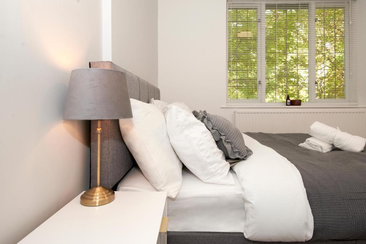 Excellent, Three Bedroom North London Apartment With Free Parking Eksteriør billede